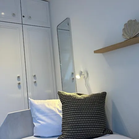 Ferienwohnung-juist-strandburg 307 Fuer 2 Bis 3 Personen Mit Schwimmbad Und Sauna