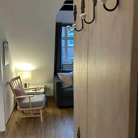 Ferienwohnung-juist-strandburg 307 Fuer 2 Bis 3 Personen Mit Schwimmbad Und Sauna Apartmán