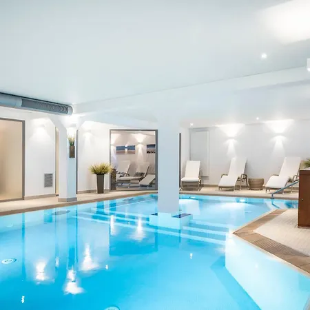 Ferienwohnung-juist-strandburg 307 Fuer 2 Bis 3 Personen Mit Schwimmbad Und Sauna Apartmán
