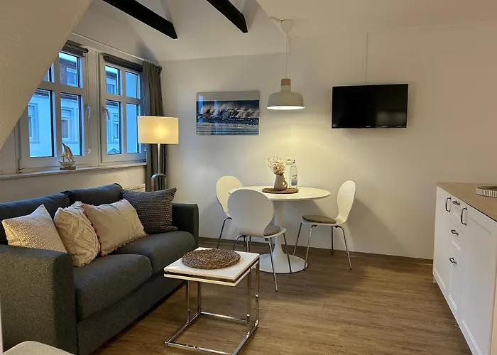 Ferienwohnung-juist-strandburg 307 Fuer 2 Bis 3 Personen Mit Schwimmbad Und Sauna * Juist